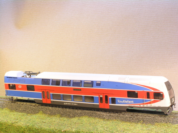 El. motorová jednotka 471 038 TT maketa